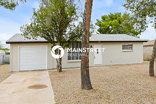 927 W Calle Garcia Photo 1