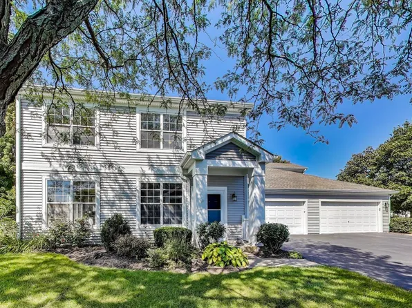 383 Cascade Ln, Oswego, IL 60543