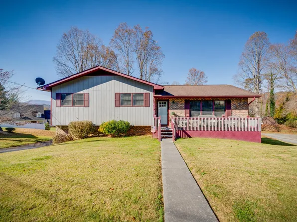 164 Carden Dr, Elizabethton, TN 37643