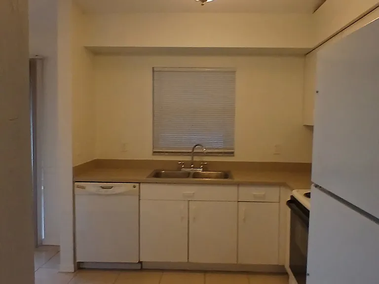 636 Tarapin Ave — Photo 7