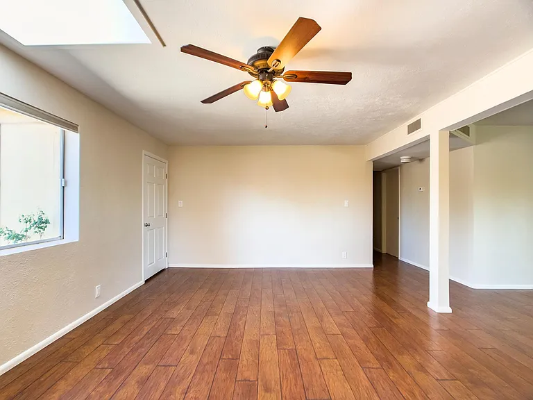 1913 E El Parque Dr — Photo 16