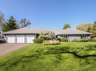15N460 Settlers Grove Rd, Hampshire, IL 60140