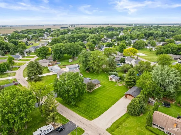1484 Nova Rd, Sandwich, IL 60548