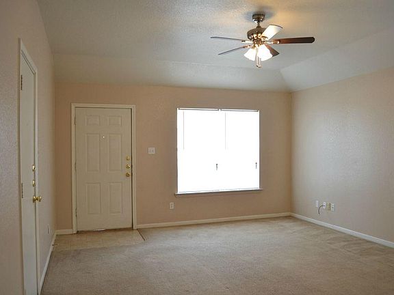 2nd image of 1406A Pima Trl