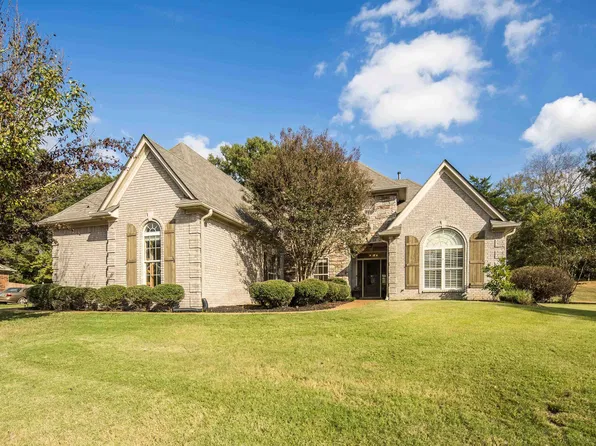 80 Northwood Dr, Oakland, TN 38060