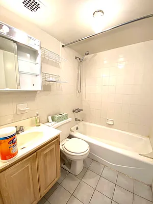 Rented by Oxford Property Group | media 33