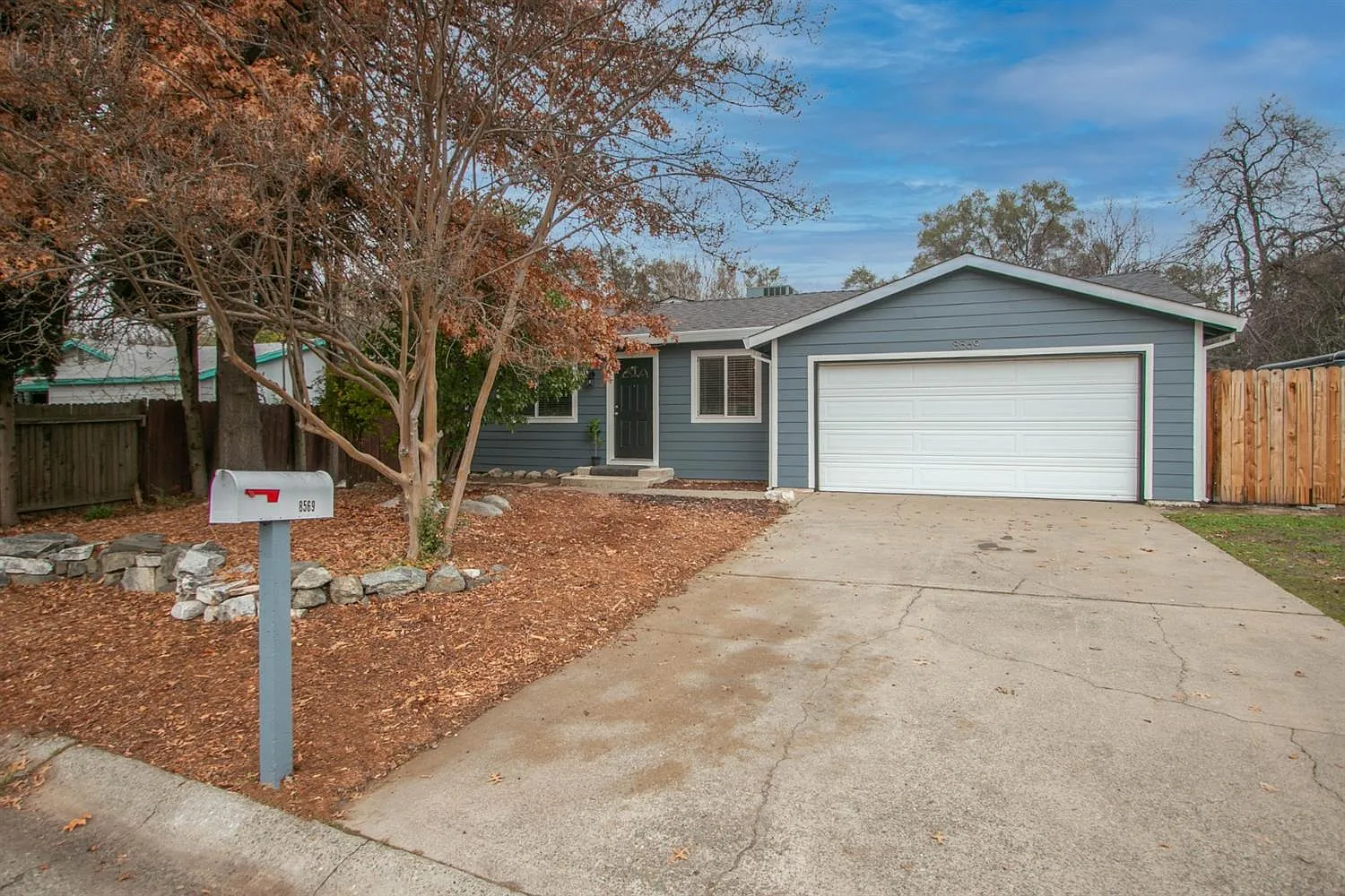 8569 Sheraton Dr photo 1