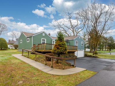467 Burton Road, Beacon Falls, CT, 06403