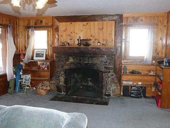 4th image of 39055 Big Bear Blvd