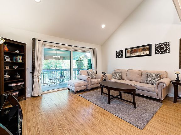 5th image of 7111 Farralone Ave Unit 92