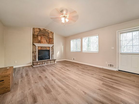 5th image of 1284 Silver Spur Ct
