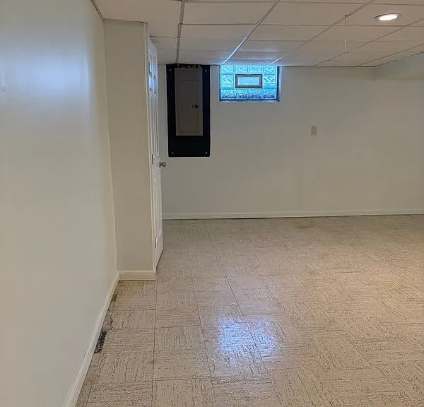 1352 Meredith Dr — Photo 10