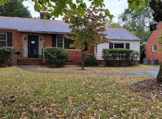 206 Thompson St, Ashland, VA 23005