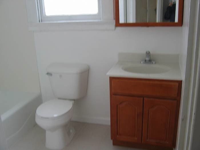 2nd image of 1375 California St APT 106