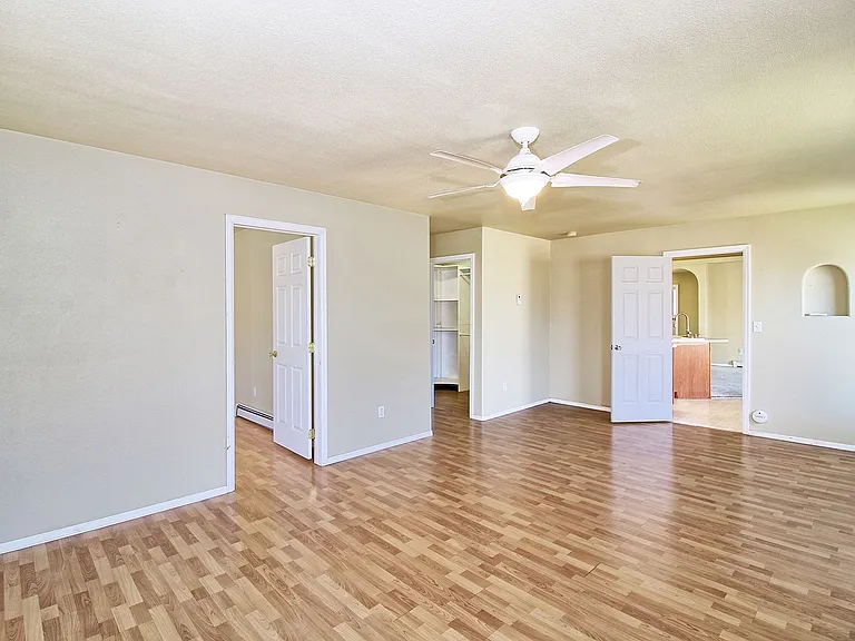 850 Henry Cir — Photo 24