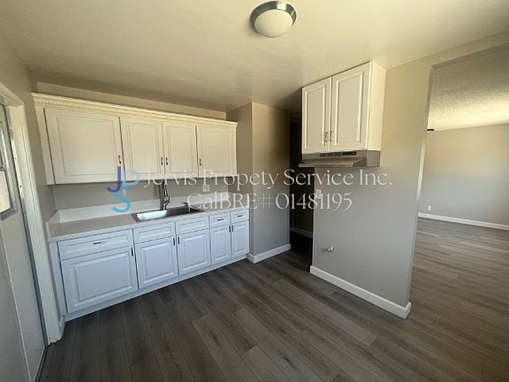 2nd image of 4916 Santa Ana St #1/2