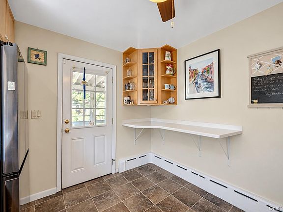 5th image of 39 Saint Joseph Street