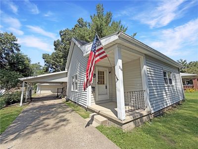 216 N 12th St, Charleston, IL, 61920