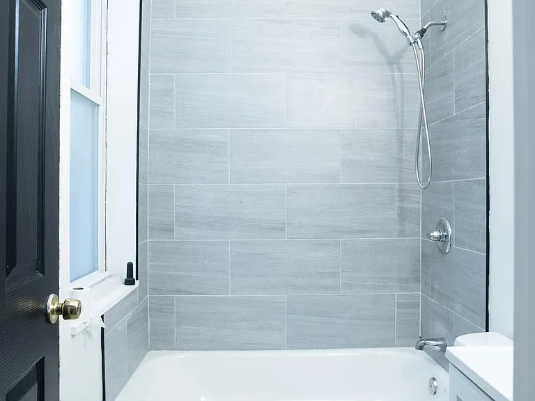 1221 N Randolph St #1 — Photo 6