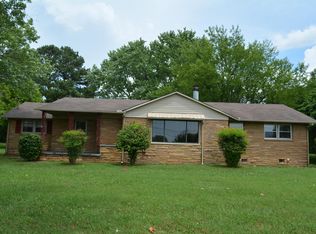 663 Nissan Dr, Smyrna, TN 37167
