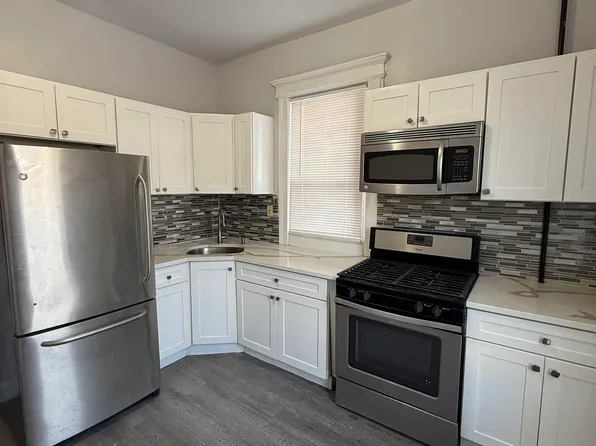 335 Princeton Avenue image 1 of 10