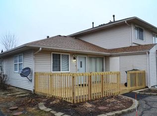 2336 Carnation Dr, Crest Hill, IL 60403