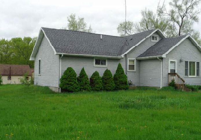 2nd image of 1120 Knapp St