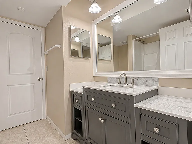 1713 Azalea Ct #C — Photo 11
