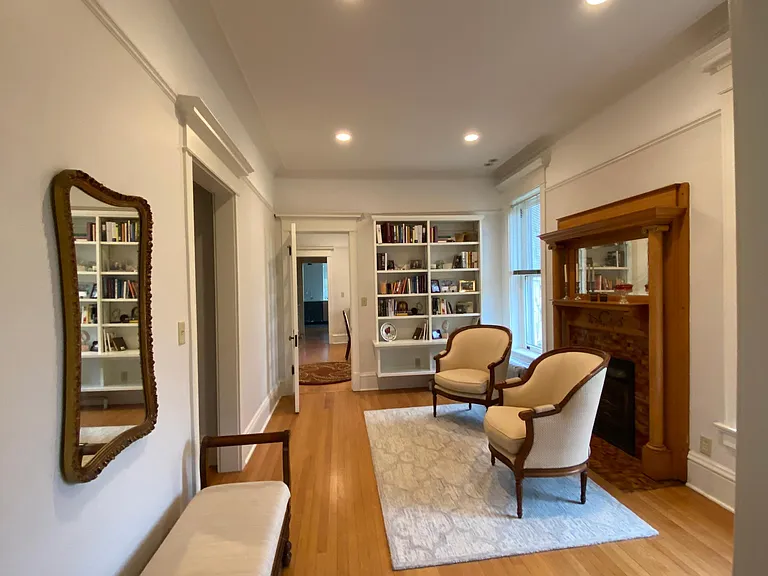 1059 W Oakdale Ave #3 — Photo 15