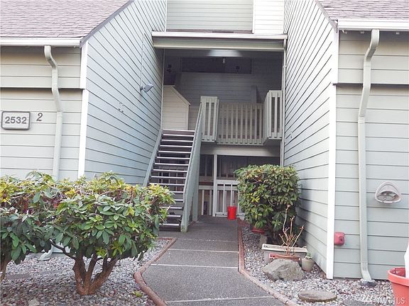 3rd image of 2532 S 317th St APT 307