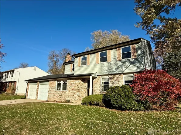 6600 Afton Dr, Dayton, OH 45415