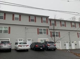 20-20 Edgeworth St #A, Worcester, MA 01605