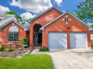 8323 Lake Crystal Dr, Houston, TX 77095