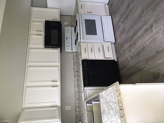 469 Kitchen 2
