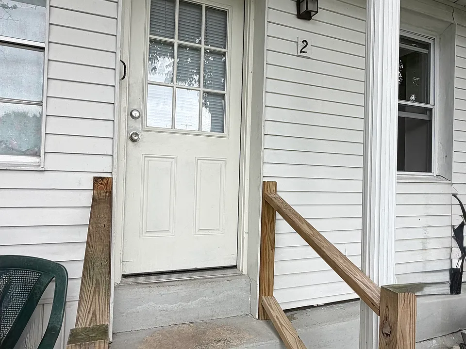 111 Bridge St #2