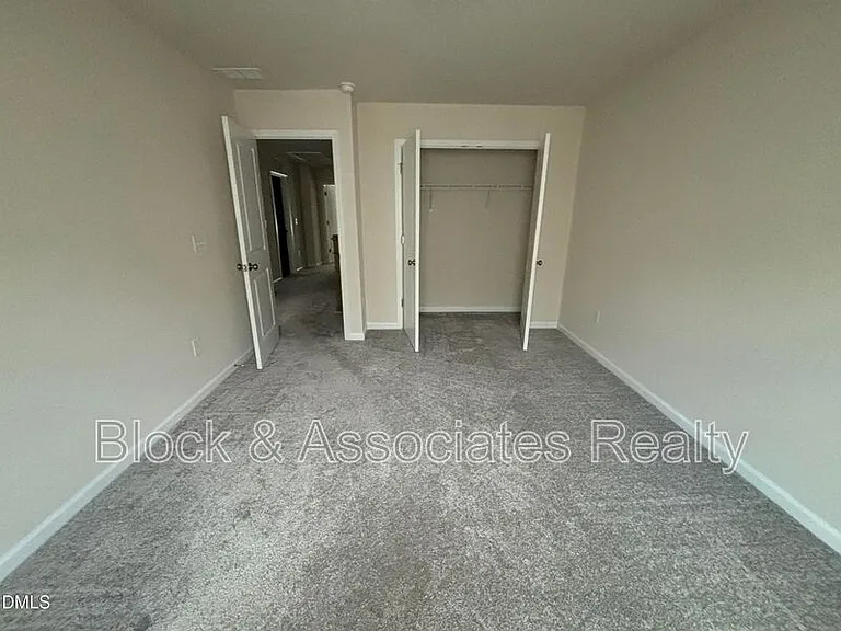 268 Abbots Mill Dr — Photo 24