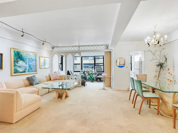 425 East 79th Street image 1 of 17