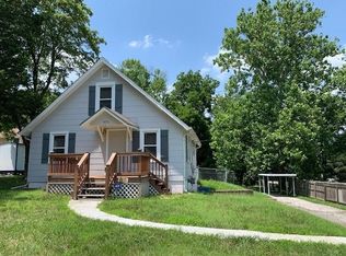 426 NE Meadowbrook Rd, Kansas City, MO 64119
