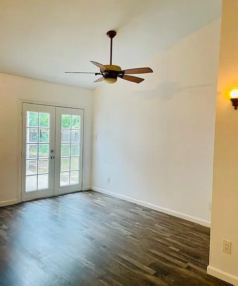 4502 Carr St — Photo 10