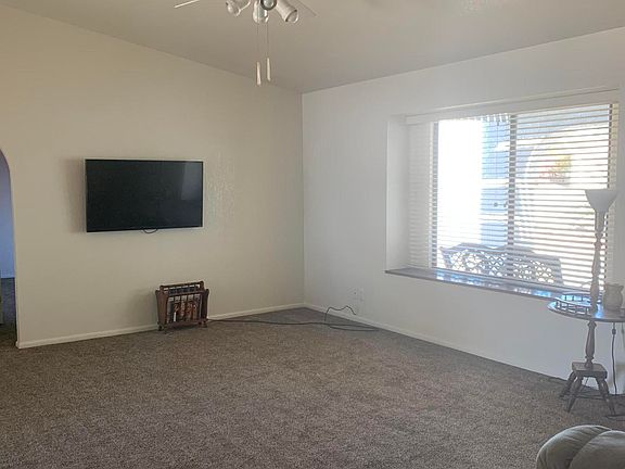 3rd image of 111 Nelson Ln