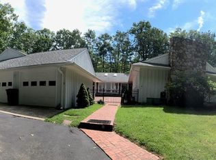 605 Club Cir, Daniels, WV 25832