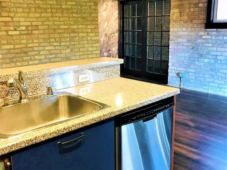 6449 N Seeley Ave #2 — Photo 6