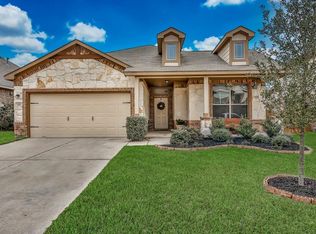 106 Carriage Ct, Magnolia, TX 77354