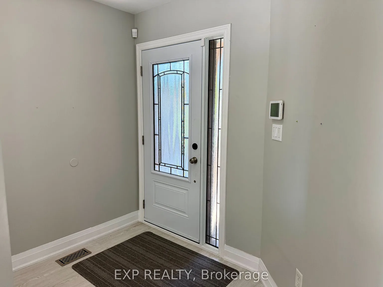 3 bed, $3,500 — Photo 4
