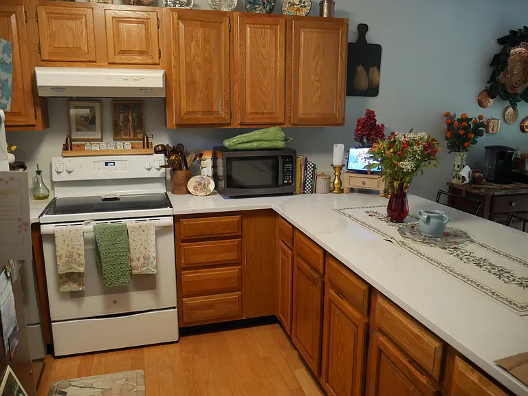 213 Woods Brooke Ct #213 — Photo 4