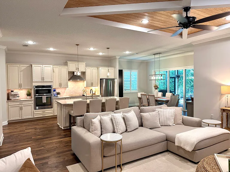 1600 Plantation Oaks Ln — Photo 6