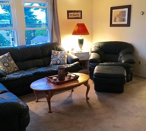 5th image of 83 Edmore Ln N Floor 2