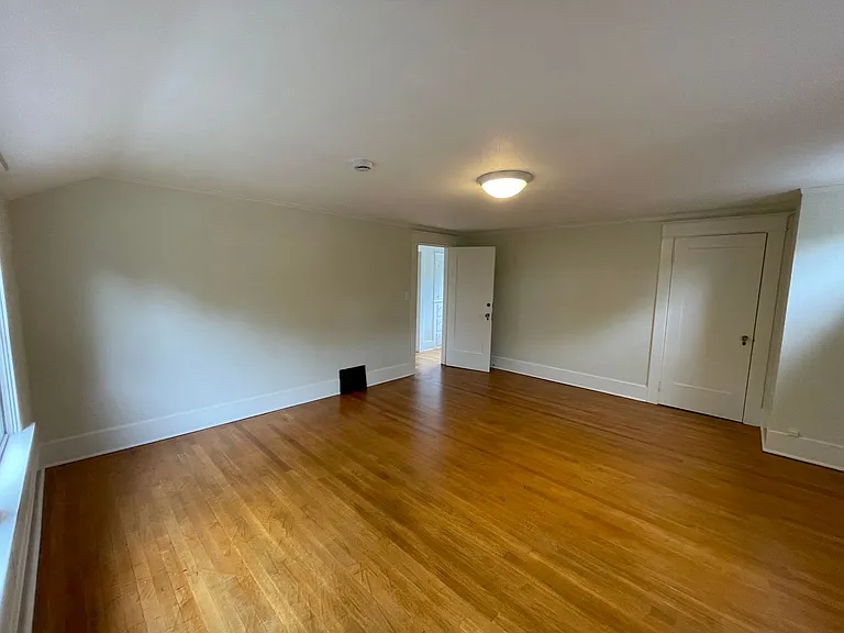 2409 NW Raleigh St — Photo 29