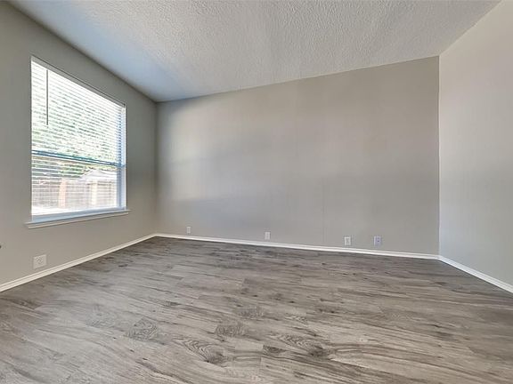 4th image of 18606 Atascocita Forest Dr
