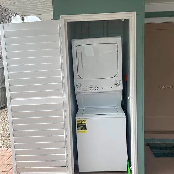 720 E Gulf Blvd #B — Photo 10